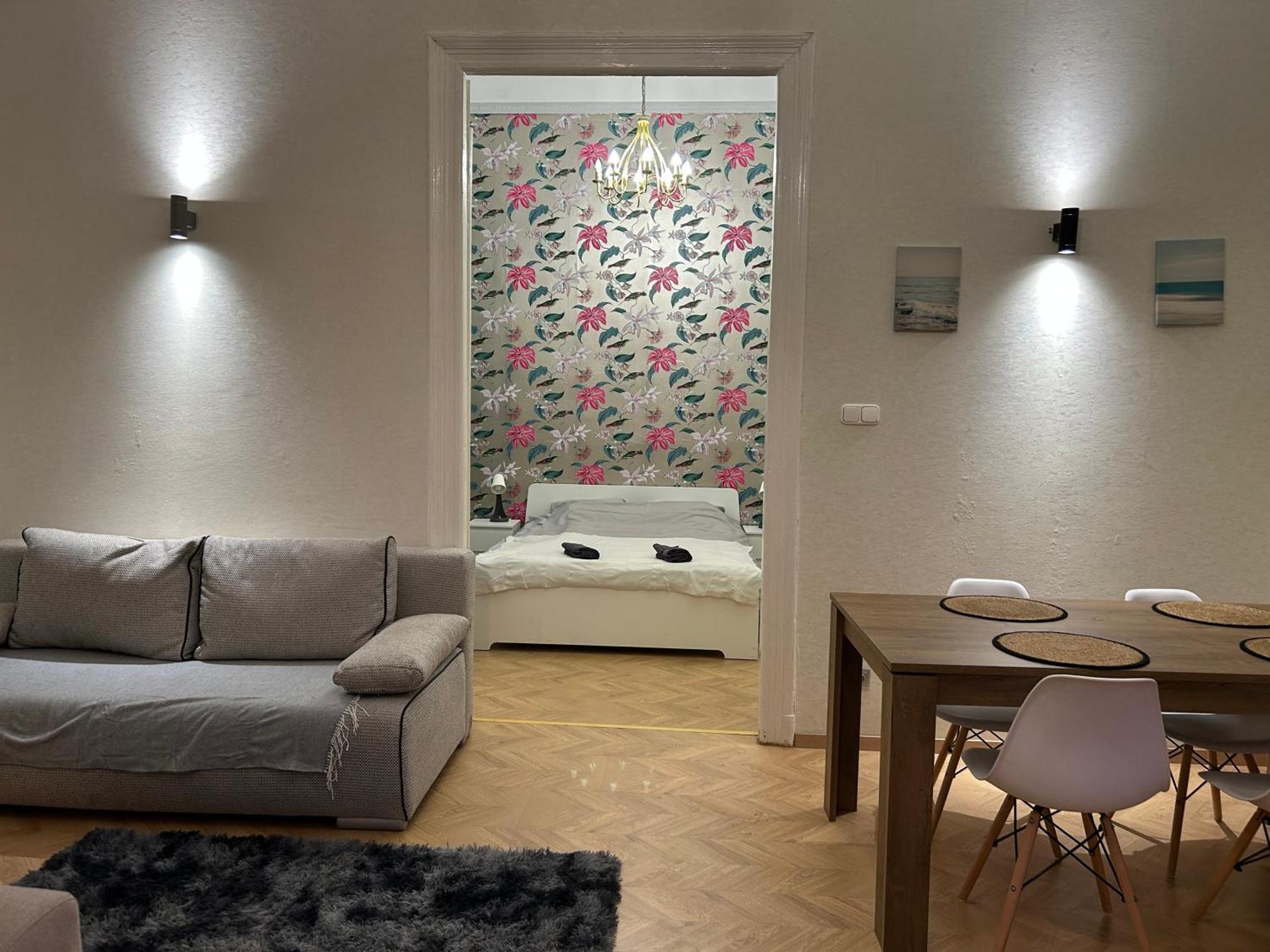 Apartament Royal *